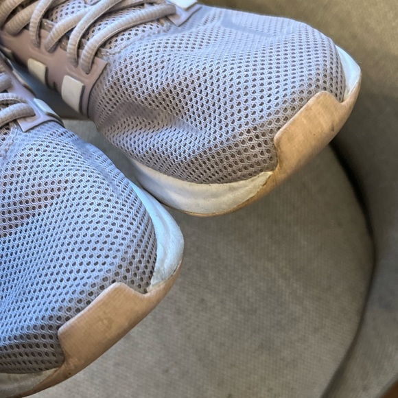 ADIDAS - Picture 4 of 7